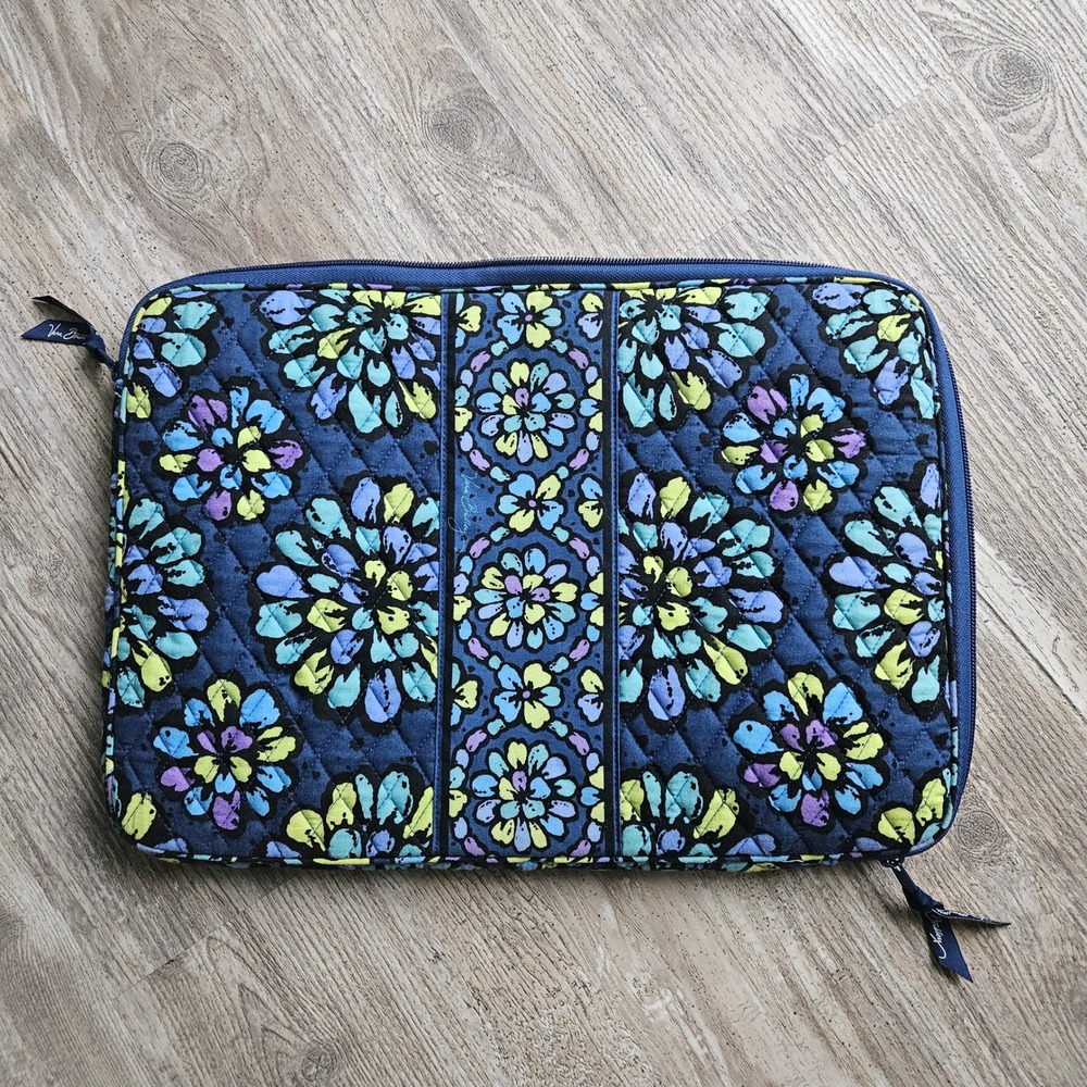 Vera Bradley Laptop Sleeve Midnight Blues Womens Large Blue‎ Floral Quilted Case